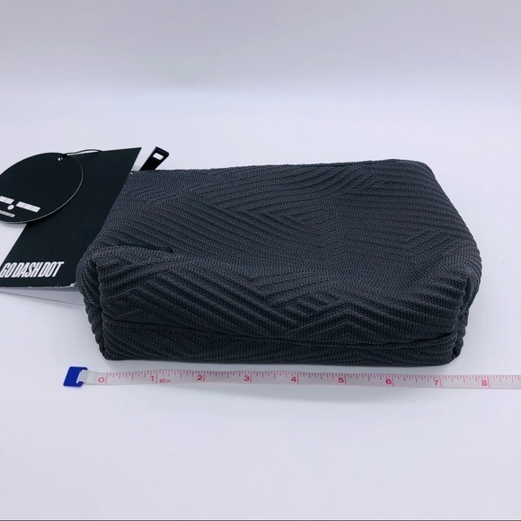 GODASHDOT - UNISEX GRAY MAKEUP BAG NWT - Picture 5 of 8